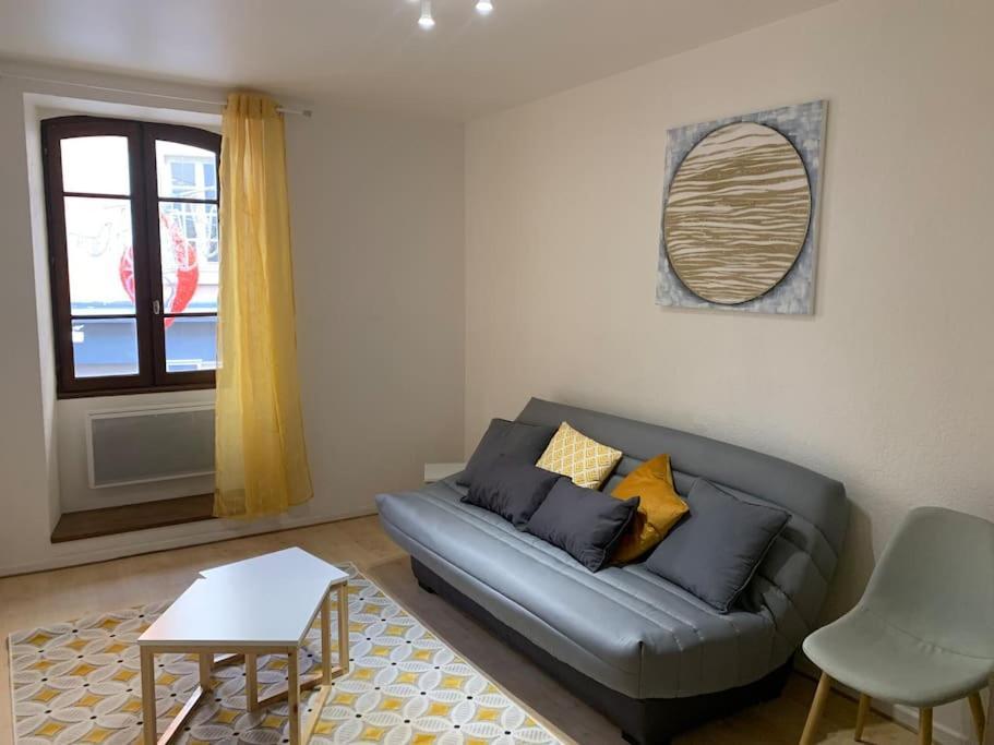 Aubenas : Beau Studio, Proche Du Chateau Exterior foto
